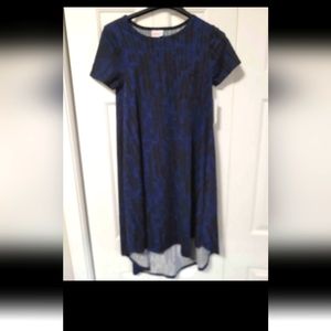 New with tags LuLaRoe women's xs Carly high/low dress with pockets (size 4-12 )
